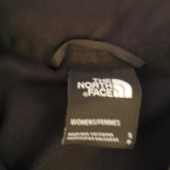 The North Face Ladies lightweight Fleece Half Zip Jacket Size Small - Picture 3 of 3